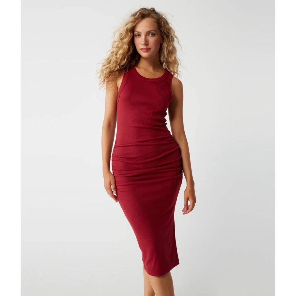 Ruched Maxi Dress Womens Medium Red Excellent V-Neck Ribbed Knit Sleeveless